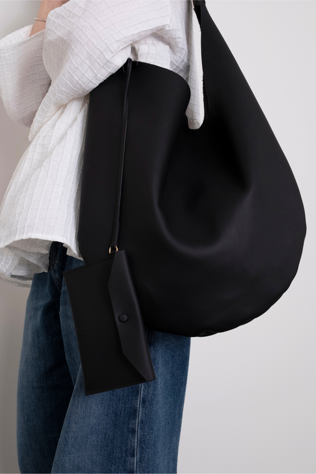 DRIP TOTE (LARGE)